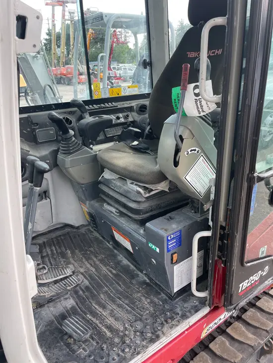 2022 Takeuchi TB250-2CR Mini Excavator