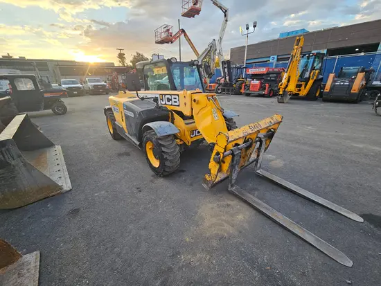 2017 JCB 525-60 Forklift