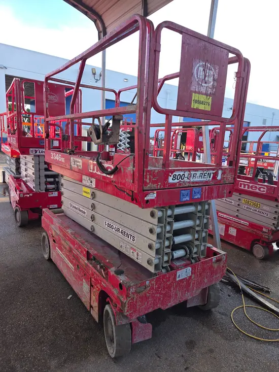 2017 MEC 3346SE Scissor Lift