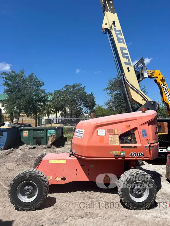 2017 JLG 400S Boom Lift