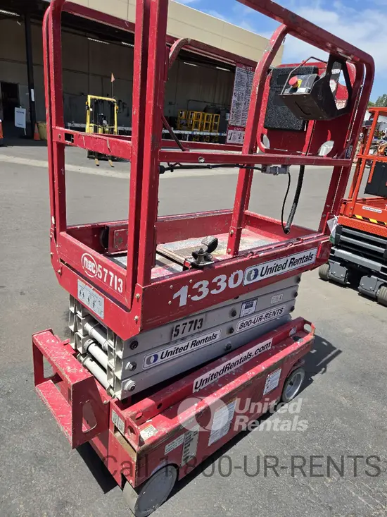 2018 MEC 1330SE Scissor Lift