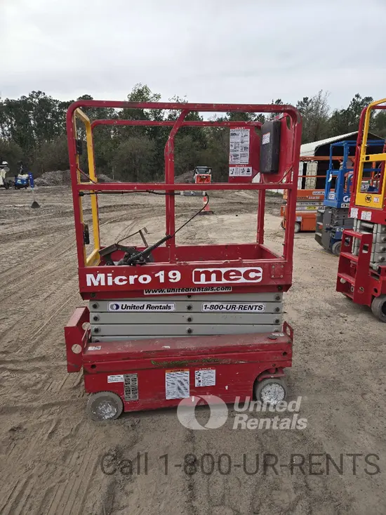 2021 MEC MICRO 19 Scissor Lift