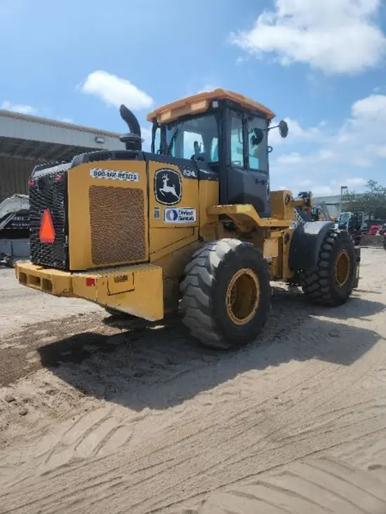 2020 John Deere 624L Wheel Loader