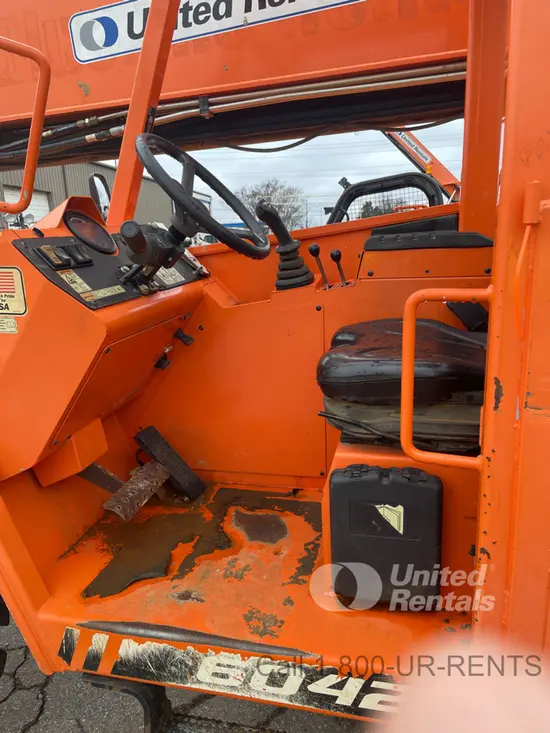 2018 SKYTRAK 6042 Forklift