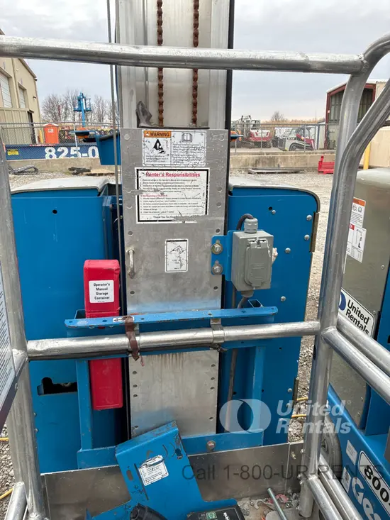 2018 Genie GR-20 Self-Propelled One-Person Lift
