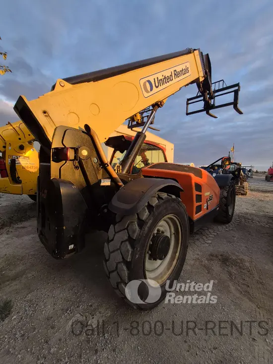 2018 JLG 1055 Forklift