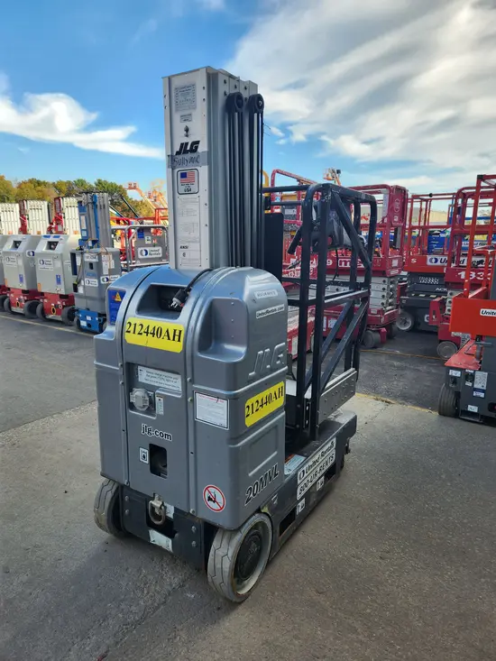 2018 JLG 20MVL Self-Propelled One-Person Lift