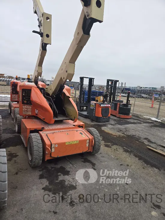 2017 JLG E400AJPN Articulating Boom Lift