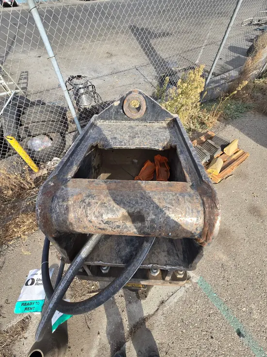 2021 Epiroc SB 452 Attachment