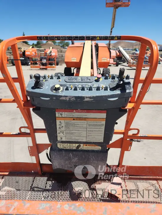 2017 JLG 600S Boom Lift