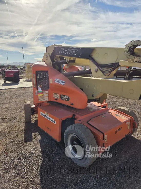 2018 JLG E400AJPN Articulating Boom Lift