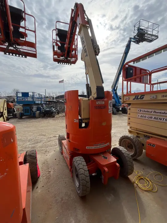 2017 JLG E300AJP Articulating Boom Lift