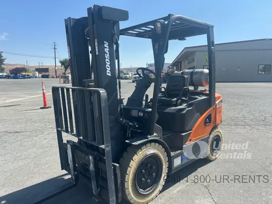 2019 Doosan G25P-7DF Warehouse Forklift