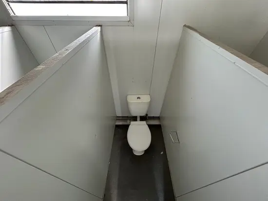 toilet 1