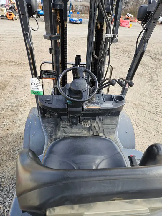 2019 Toyota 8FGU30 Warehouse Forklift
