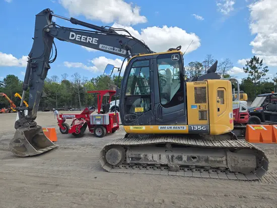 2019 John Deere 135G Excavator