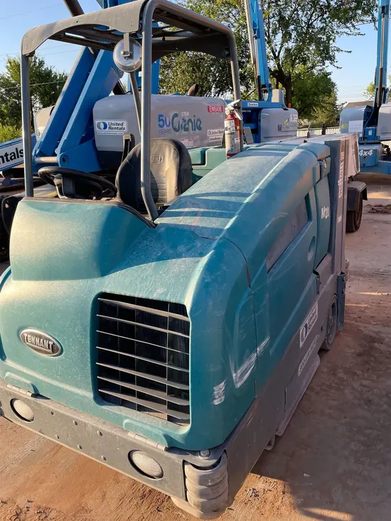 2019 Tennant M-20 Sweeper