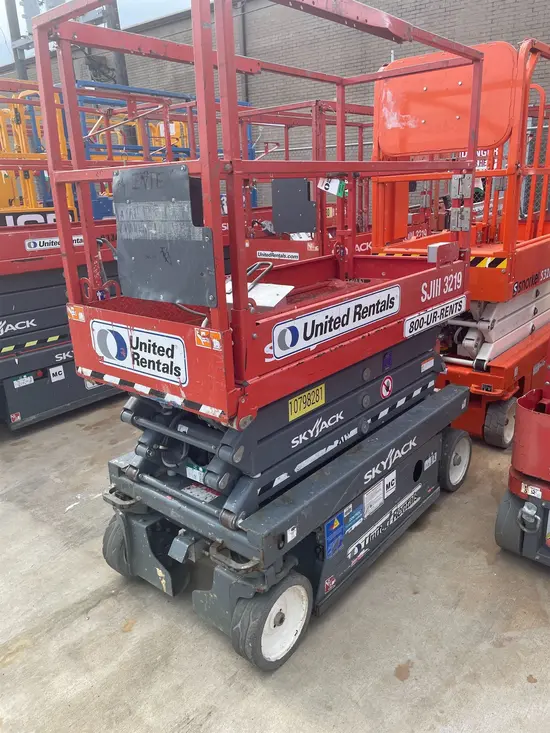 2018 Skyjack SJIII3219 Scissor Lift