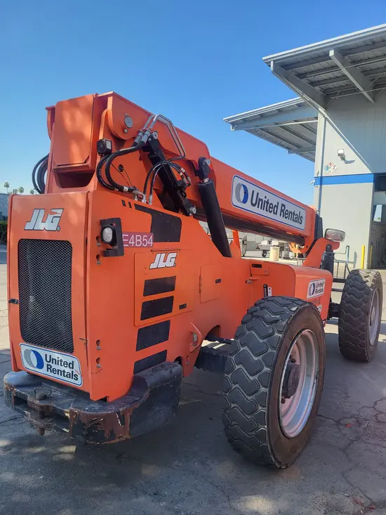 2017 SKYTRAK 6042 Forklift