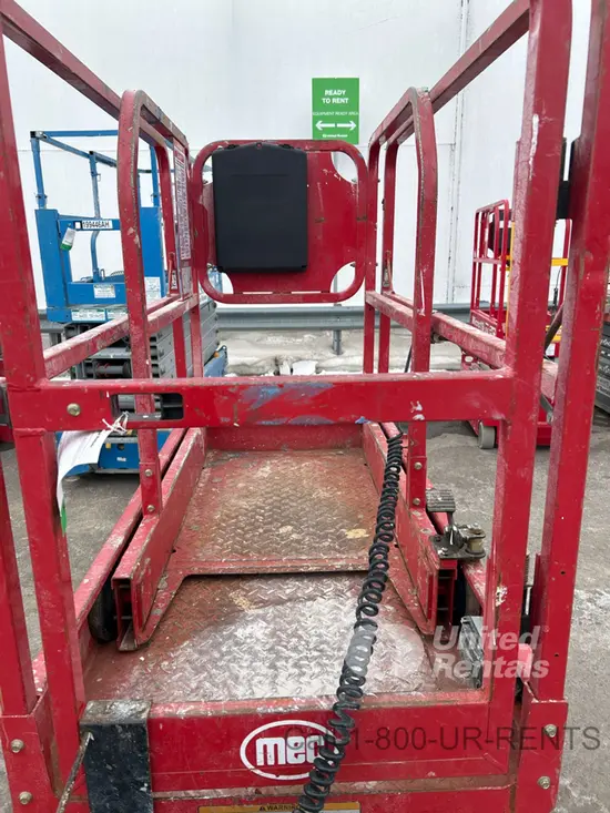 2019 MEC MICRO 19 Scissor Lift