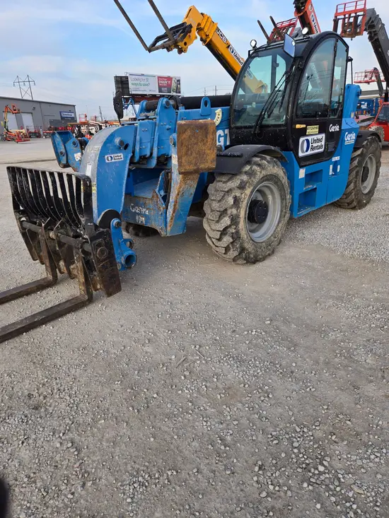 2016 Genie GTH-1256 Forklift
