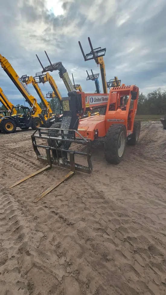 2018 SKYTRAK 6036 Forklift