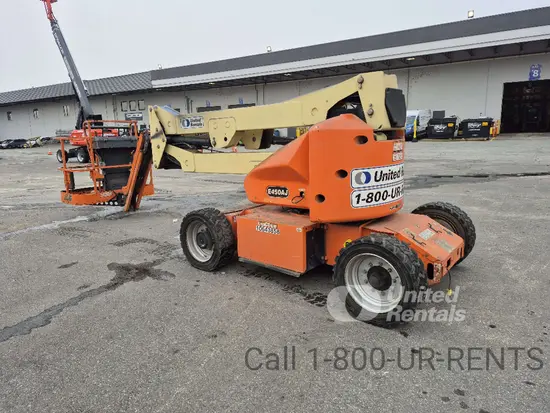 2017 JLG E450AJ Articulating Boom Lift