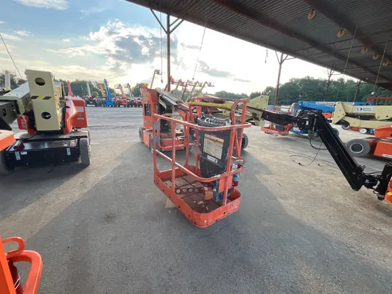 2016 JLG E300AJP Articulating Boom Lift