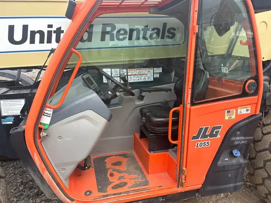 2019 JLG 1055 Forklift