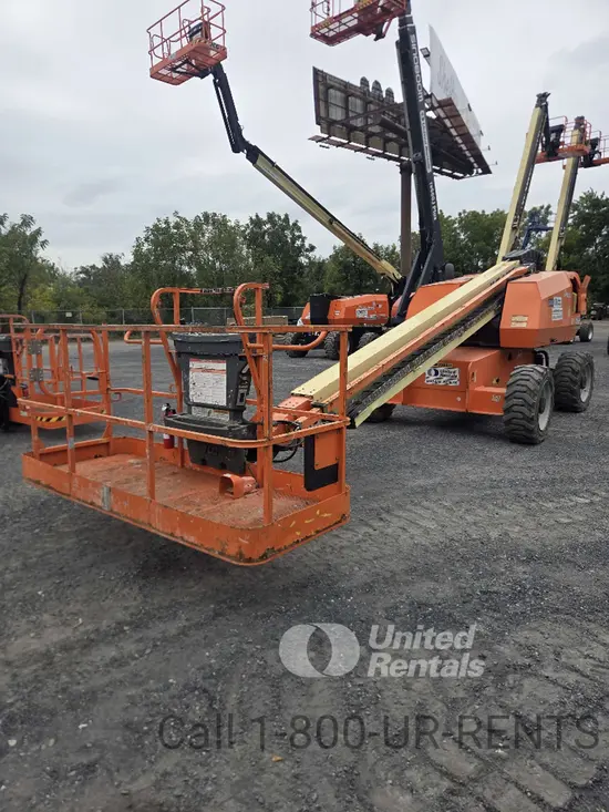 2017 JLG 600S Boom Lift
