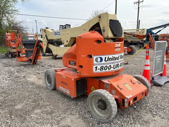 2017 JLG E400AJPN Articulating Boom Lift