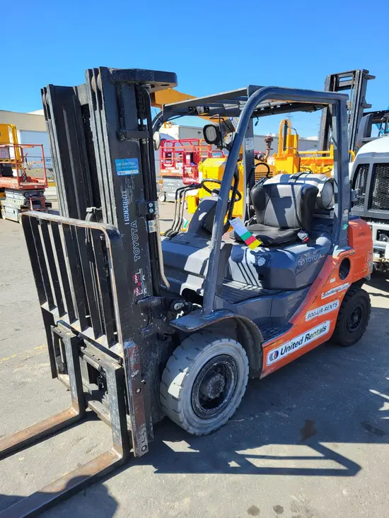 2019 Toyota 8FGU25 Warehouse Forklift