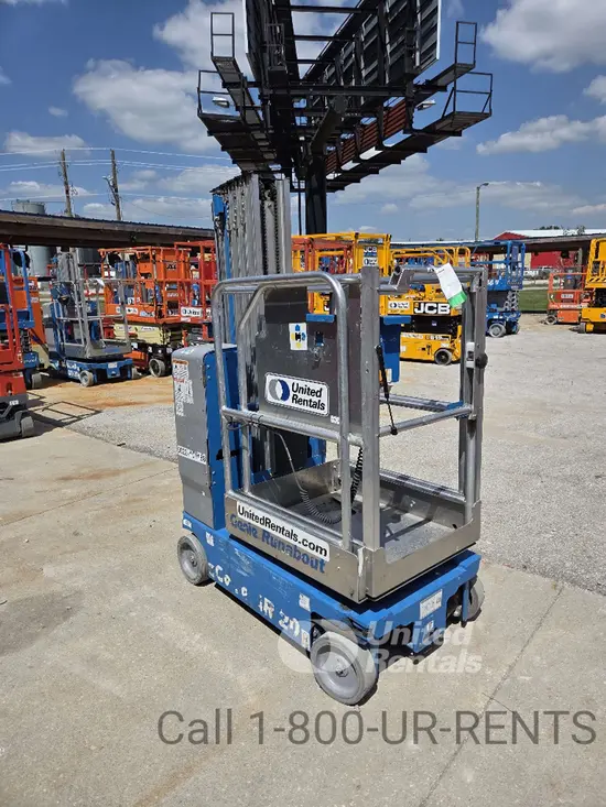 2018 Genie GR-20 Self-Propelled One-Person Lift