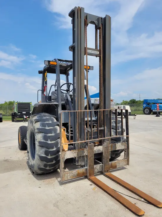 2019 Case 586H Forklift