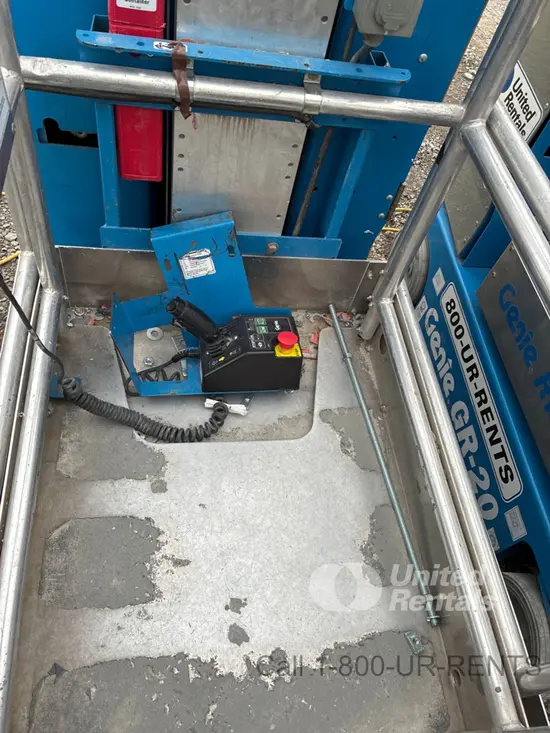 2018 Genie GR-20 Self-Propelled One-Person Lift