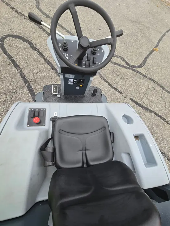 2023 Clarke SW4000 49 Sweeper