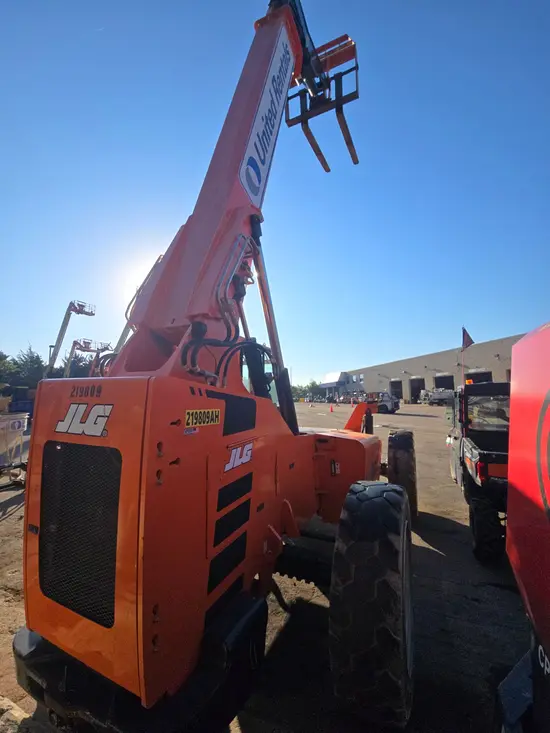 2019 SKYTRAK 6036 Forklift