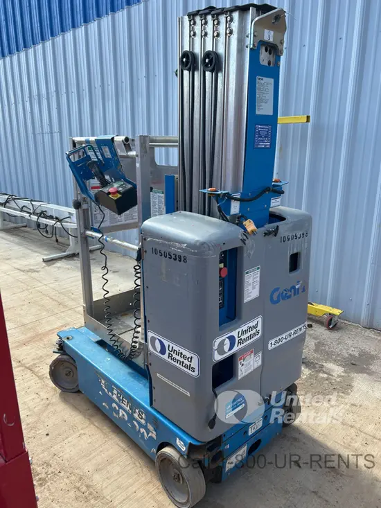 2016 Genie GR-20 Self-Propelled One-Person Lift