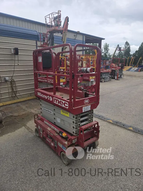 2018 MEC MICRO 19 Scissor Lift