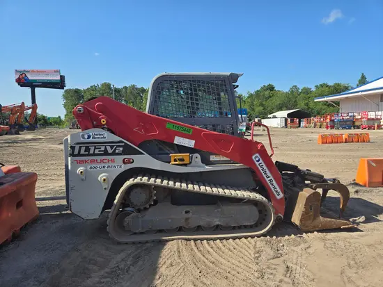 2022 Takeuchi TL12V2-CR Track Loader