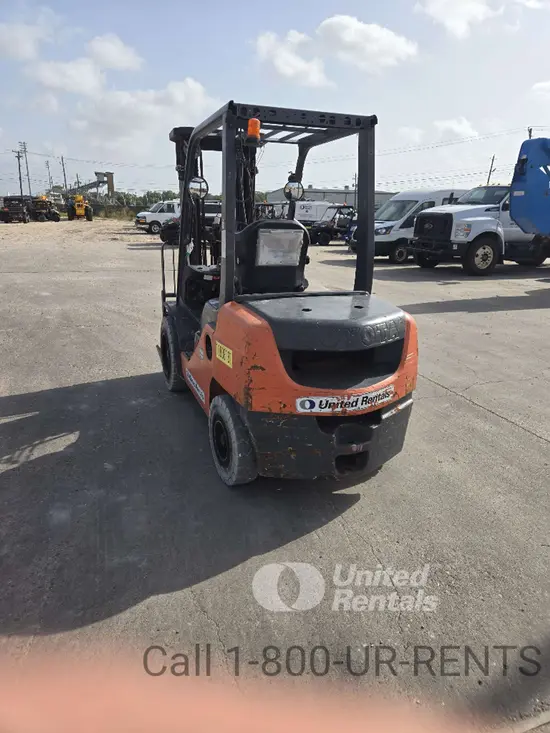 2018 Toyota 8FDU30 Warehouse Forklift
