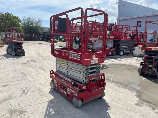 2018 MEC MICRO 19 Scissor Lift