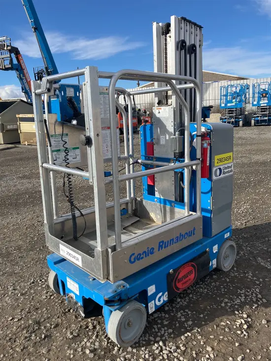 2018 Genie GR-20 Self-Propelled One-Person Lift