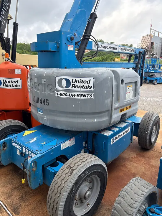 2013 Genie Z-45/25J DC Articulating Boom Lift