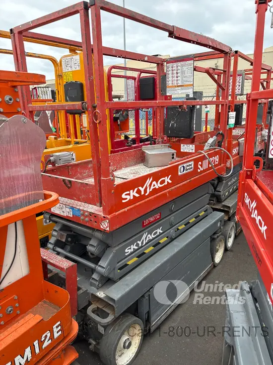 2018 Skyjack SJIII3219 Scissor Lift