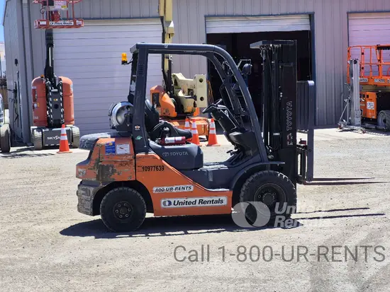 2019 Toyota 8FGU25 Warehouse Forklift