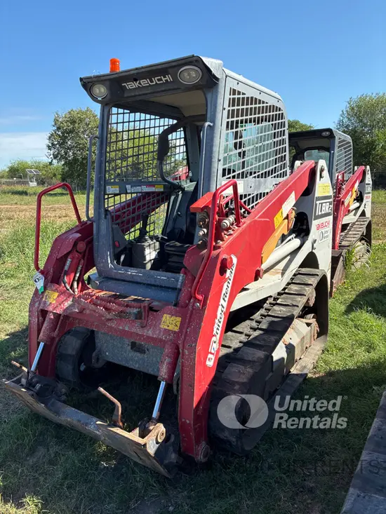 2021 Takeuchi TL8R2R Track Loader
