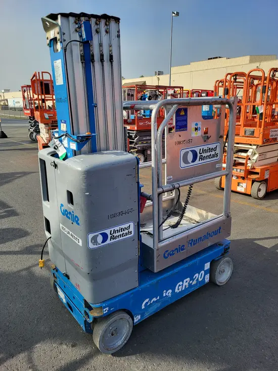 2018 Genie GR-20 Self-Propelled One-Person Lift