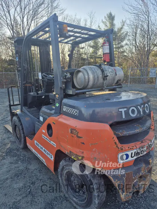2019 Toyota 8FG35U Warehouse Forklift