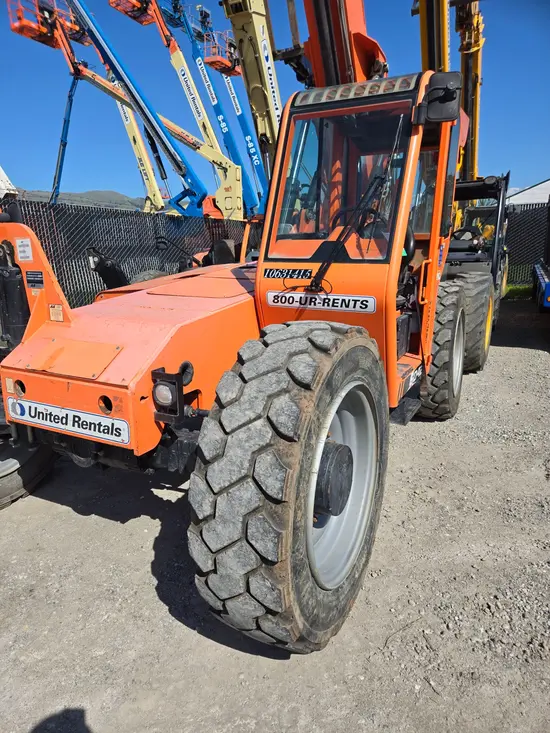 2017 SKYTRAK 6042 Forklift